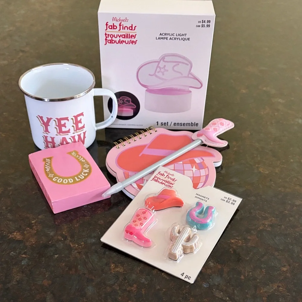 Pink Western Party Mug & Accessories Set